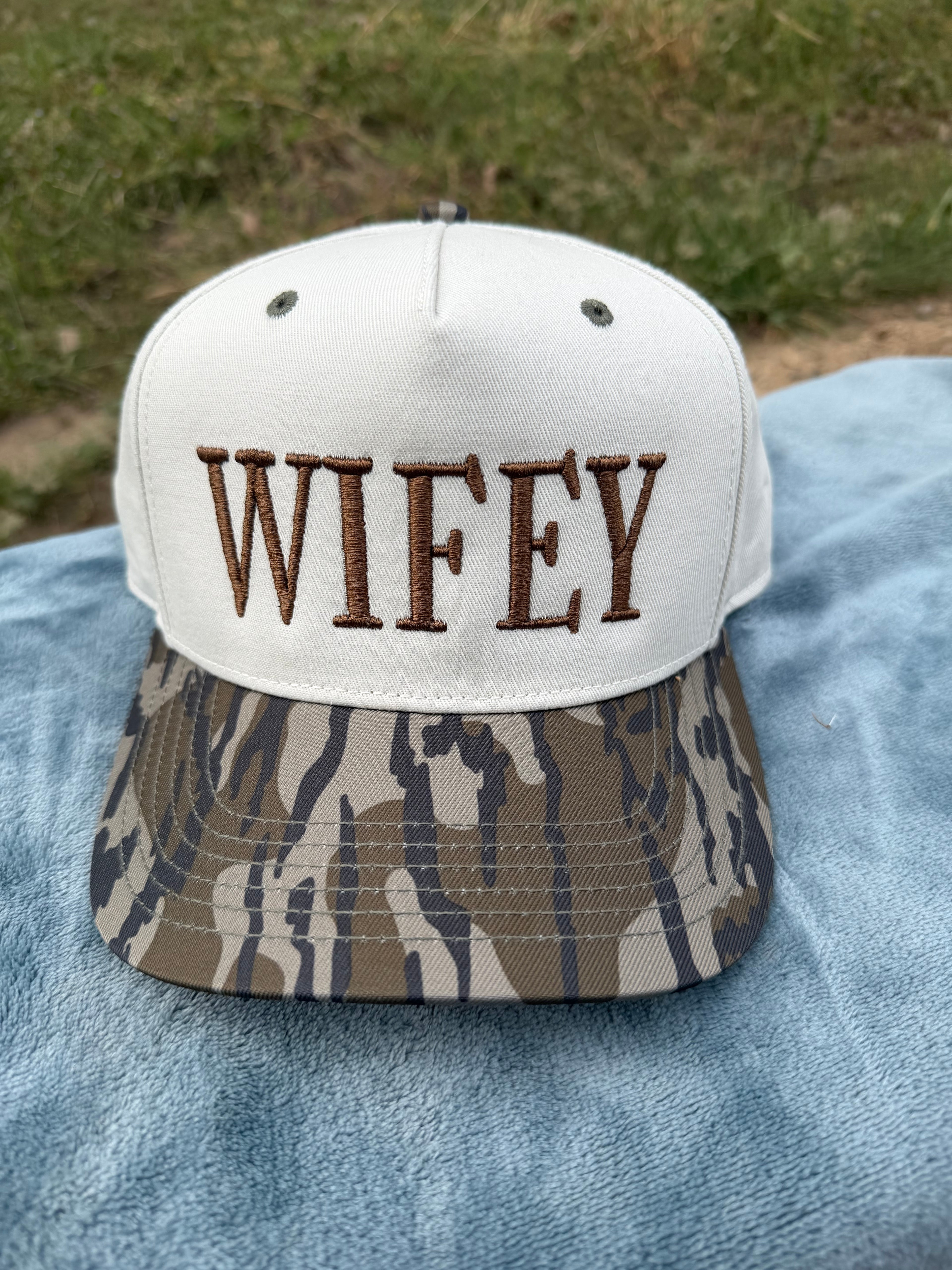 WIFEY - Camo bill Canvas hat